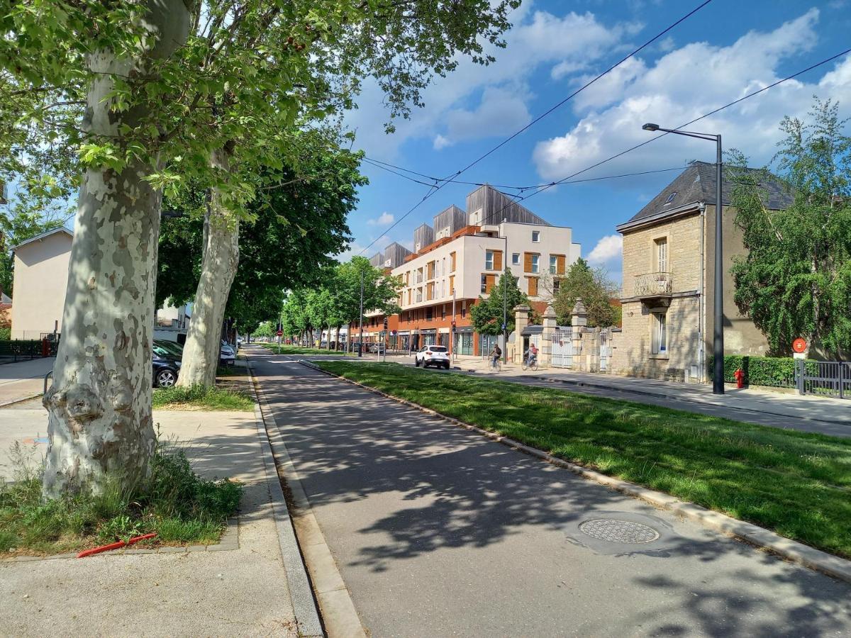 Studio Avec Terrasse En Residence Calme A Dijon. Εξωτερικό φωτογραφία